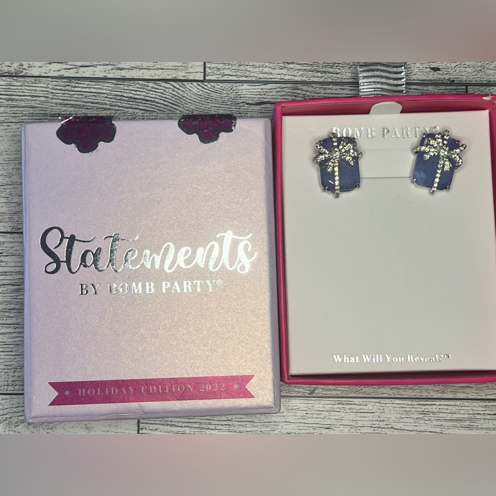 Holiday 2022 bomb party statement earrings